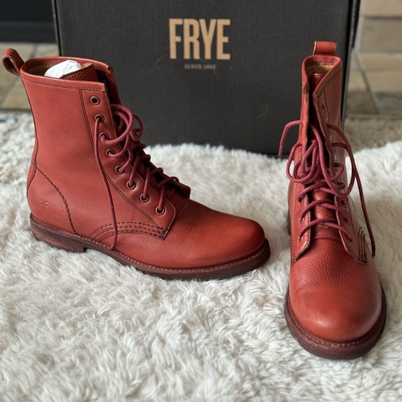 Frye Women’s Red Clay Veronica combat boots soft vintage leather - Picture 3 of 13